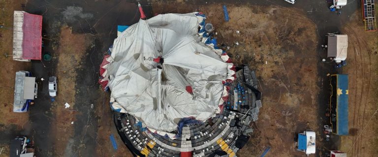 Circo ao chão   - 1