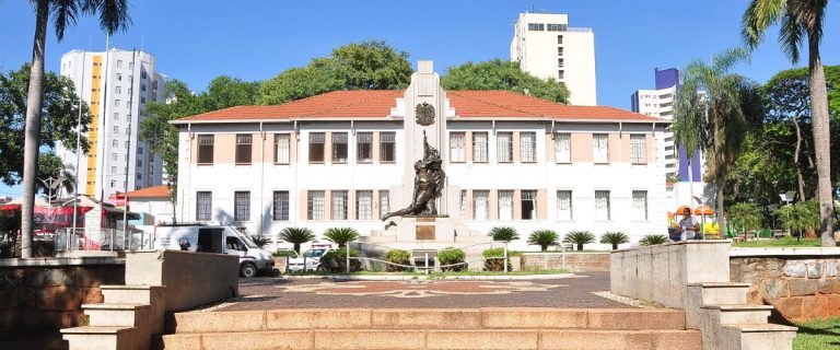 biblioteca