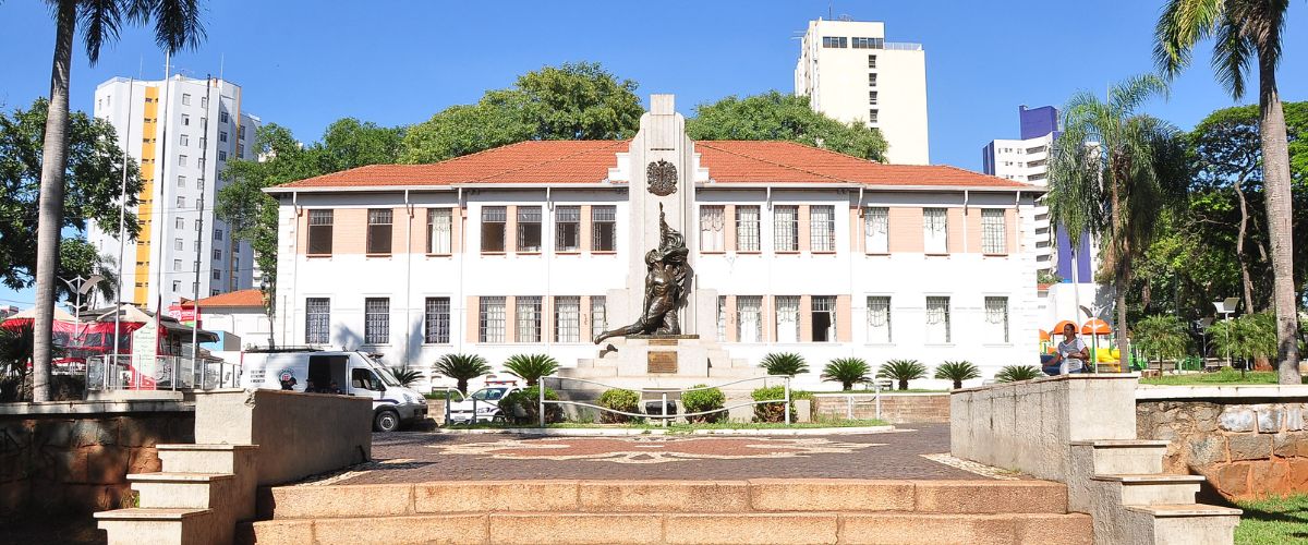 biblioteca